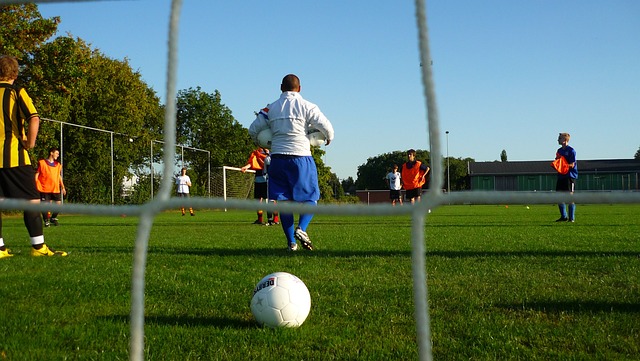 繼續在足壇 繼續在足壇